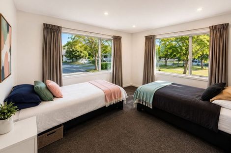 Photo of property in 226 Memorial Avenue, Burnside, Christchurch, 8053