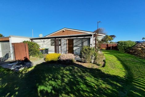 Photo of property in 122 Effingham Street, North New Brighton, Christchurch, 8083