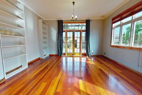 Photo of property in 39 Ellesmere Avenue, Miramar, Wellington, 6022