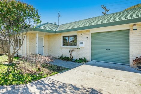 Photo of property in 7 Villa Grove, Paraparaumu, 5032