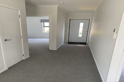Photo of property in 27u2 Seddon Road, Frankton, Hamilton, 3204
