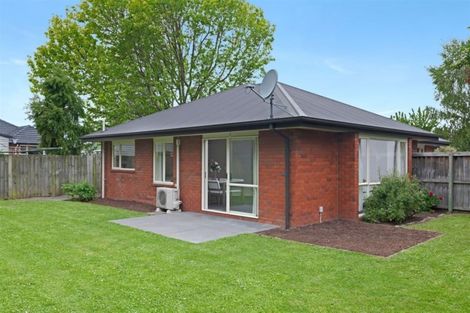 Photo of property in 4 Magnolia Lane, St Albans, Christchurch, 8052