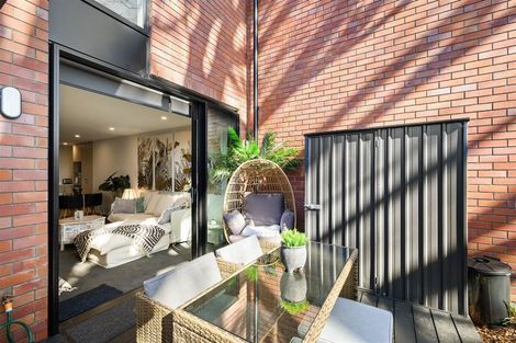 Photo of property in 2/66 Innes Road, St Albans, Christchurch, 8052