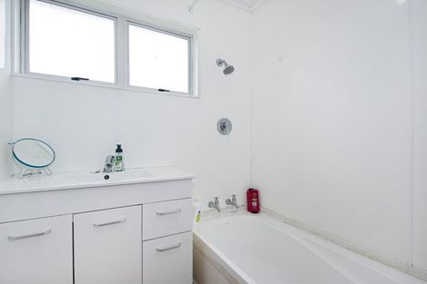 Photo of property in 2a De Havilland Place, Onerahi, Whangarei, 0110