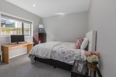 Photo of property in 35 The Esplanade, Raumati South, Paraparaumu, 5032