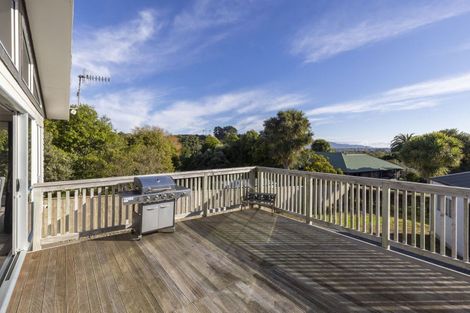 Photo of property in 43 Kaitawa Crescent, Paraparaumu, 5032