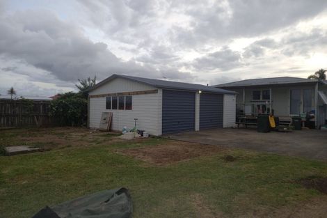 Photo of property in 32 Beaumonts Way, Manurewa, Auckland, 2102