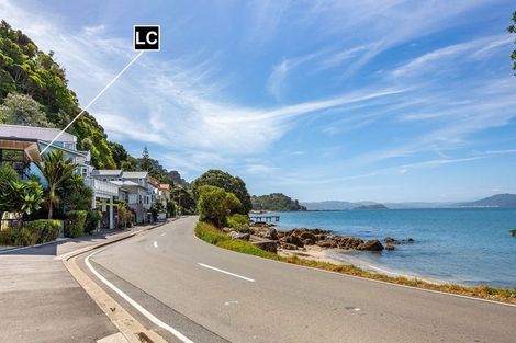 Photo of property in 377a Karaka Bay Road, Karaka Bays, Wellington, 6022