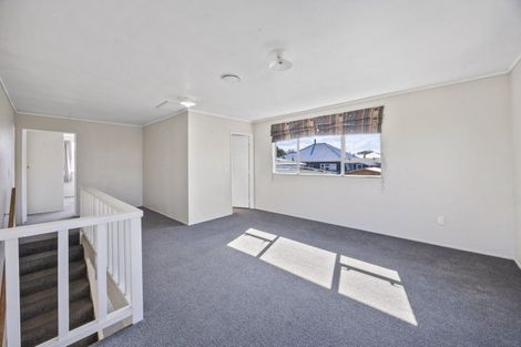 Photo of property in 4 Guernsey Place, Fitzherbert, Palmerston North, 4410