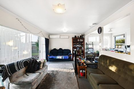 Photo of property in 18 Oakfield Crescent, Pukete, Hamilton, 3200