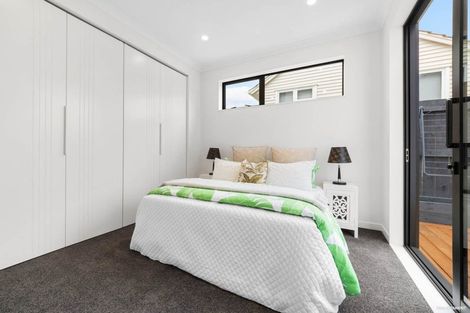 Photo of property in 5/31 Hill Crescent, New Lynn, Auckland, 0600