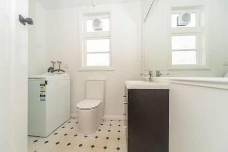 Photo of property in Graymor Flats, 19u2 Ohiro Road, Aro Valley, Wellington, 6021