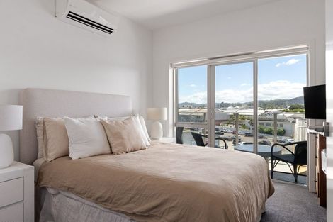 Photo of property in Marina View Apartments, 303/4 Reads Quay, Gisborne, 4010