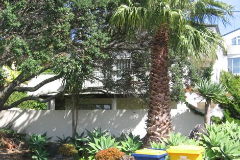 Photo of property in 90 Churchill Road, Murrays Bay, Auckland, 0630