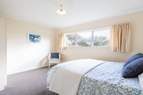 Photo of property in 63 Mazengarb Road, Paraparaumu Beach, Paraparaumu, 5032