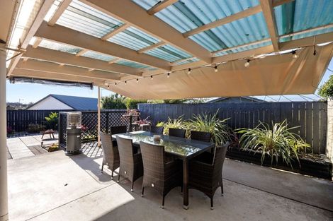 Photo of property in 30 Rosehill Place, Nawton, Hamilton, 3200