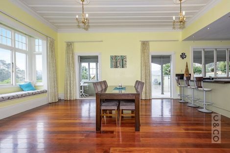 Photo of property in 913 Peak Road, Helensville, 0875