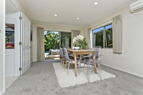 Photo of property in 24 St Lucia Place, Unsworth Heights, Auckland, 0632