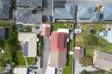 Photo of property in 2/17 Nyoli Street, Northcote, Christchurch, 8052