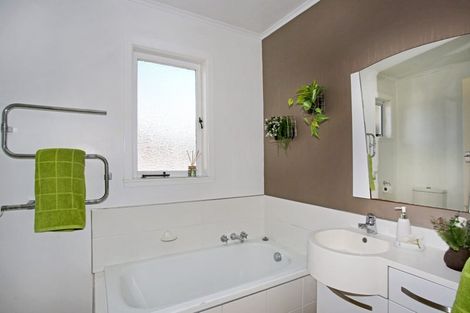 Photo of property in 26 Lawrie Avenue, Pukekohe, 2120