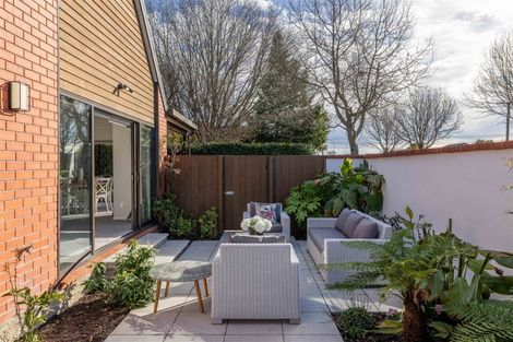 Photo of property in 1/87 Merrin Street, Avonhead, Christchurch, 8042