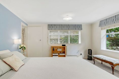 Photo of property in 4 Ranui Terrace, Tawa, Wellington, 5028