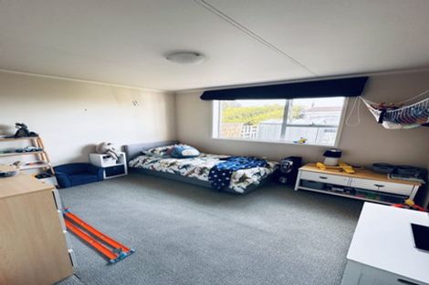 Photo of property in 4 Rosalind Street, Stratford, 4332