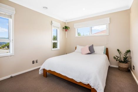 Photo of property in 37 Nelson Avenue, Aotea, Porirua, 5024