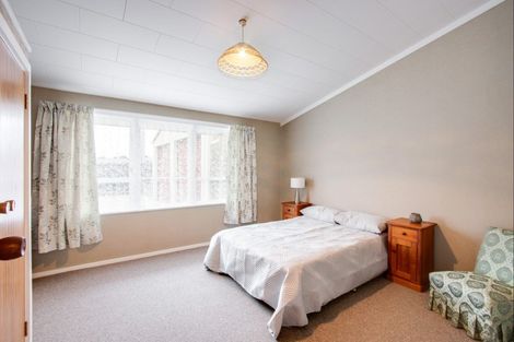 Photo of property in 129 Gloucester Street, Taradale, Napier, 4112