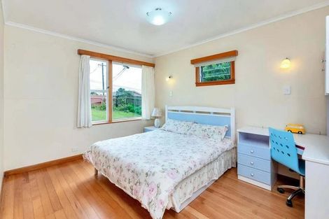 Photo of property in 65 Birkdale Road, Birkdale, Auckland, 0626