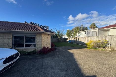 Photo of property in 28a Kingdale Road, Henderson, Auckland, 0610