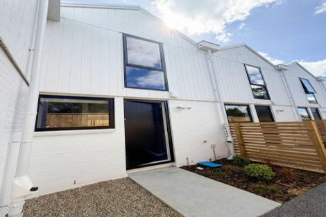 Photo of property in 6/11 Paramu Avenue, Birkdale, Auckland, 0626