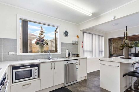 Photo of property in 53 Terra Nova Street, Glen Eden, Auckland, 0602