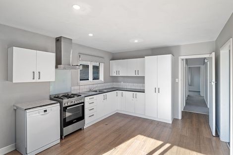 Photo of property in 2a Skerten Avenue, Hornby, Christchurch, 8042