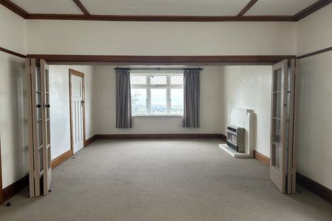 Photo of property in 76 Mitchell Street, Brooklyn, Wellington, 6021