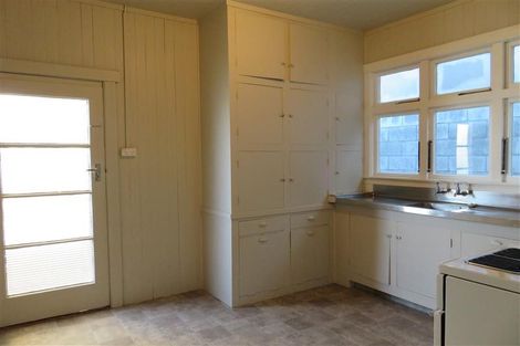 Photo of property in 402b Queen Street East, Hastings, 4122