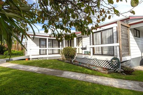 Photo of property in 3b Hinemoa Street, Onerahi, Whangarei, 0110