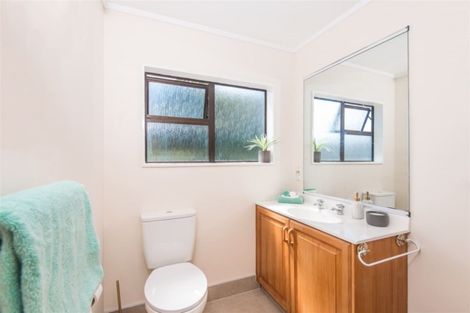 Photo of property in 3 Ronald Woolf Place, Churton Park, Wellington, 6037