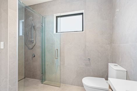 Photo of property in 8 Te Awapu Crescent, Takanini, 2112