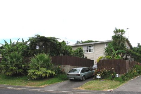 Photo of property in 42 Lauderdale Road, Birkdale, Auckland, 0626