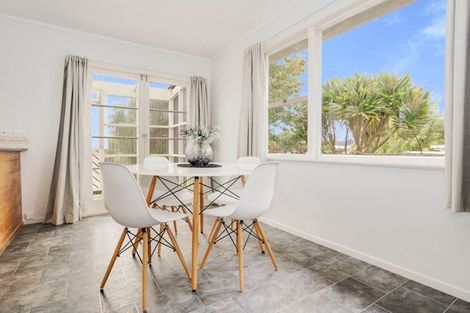 Photo of property in 14 Winston Street, Tikipunga, Whangarei, 0112