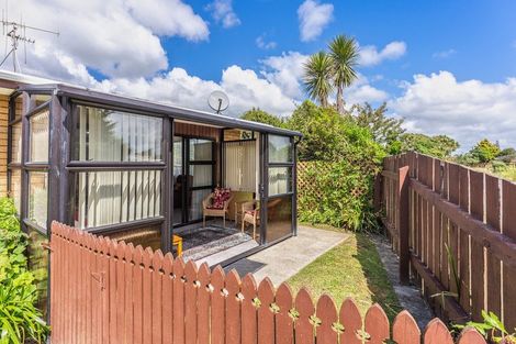 Photo of property in 2 Iti Street, Otaki, 5512