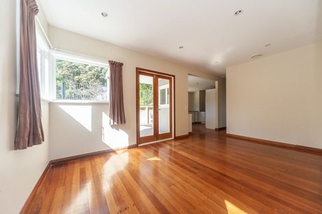 Photo of property in 35 Beacon Hill Road, Strathmore Park, Wellington, 6022