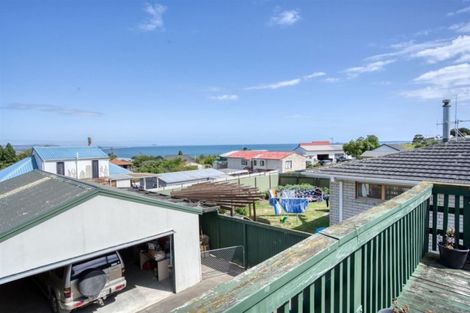 Photo of property in 2 Ngaparaoa Drive, Maketu, 3189