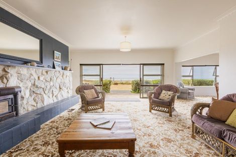 Photo of property in 62 Beach Road, Porangahau, 4293