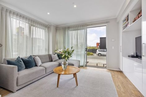 Photo of property in 30 Oioi Road, Hobsonville, Auckland, 0616