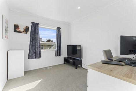 Photo of property in 6 Clearmont Crescent, Blagdon, New Plymouth, 4310