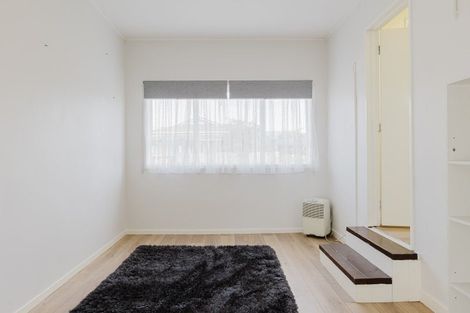 Photo of property in 5 Edward Street, Pahiatua, 4910