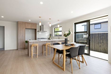 Photo of property in 10 Oralee Terrace, Peacocke, 3206