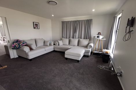 Photo of property in 14 Forge Close, Halswell, Christchurch, 8025
